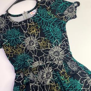 Gorgeous small floral Amelia